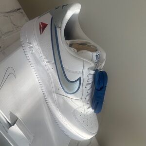 Limited exclusive delta airlines Air Force ones. RARE! Size10